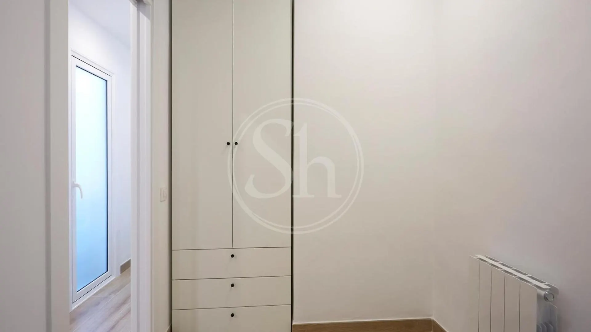Hermoso Apartamento Junto A La Sagrada Familia バルセロナ アパート