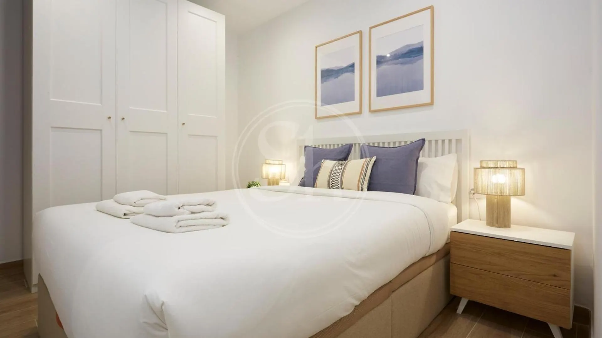 アパート Hermoso Apartamento Junto A La Sagrada Familia バルセロナ