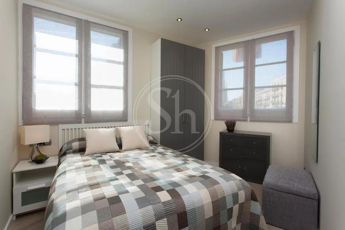 アパート Hermoso Apartamento Junto A La Sagrada Familia バルセロナ