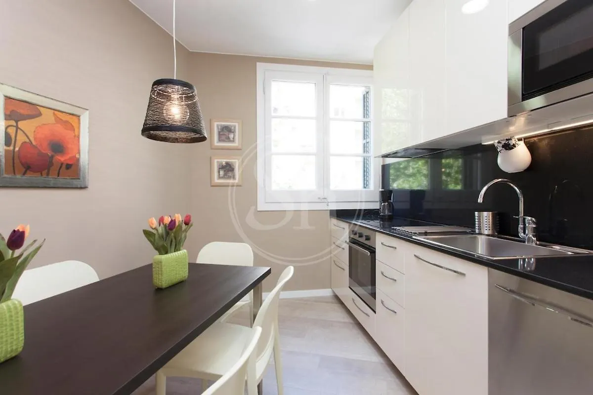 Hermoso Apartamento Junto A La Sagrada Familia バルセロナ